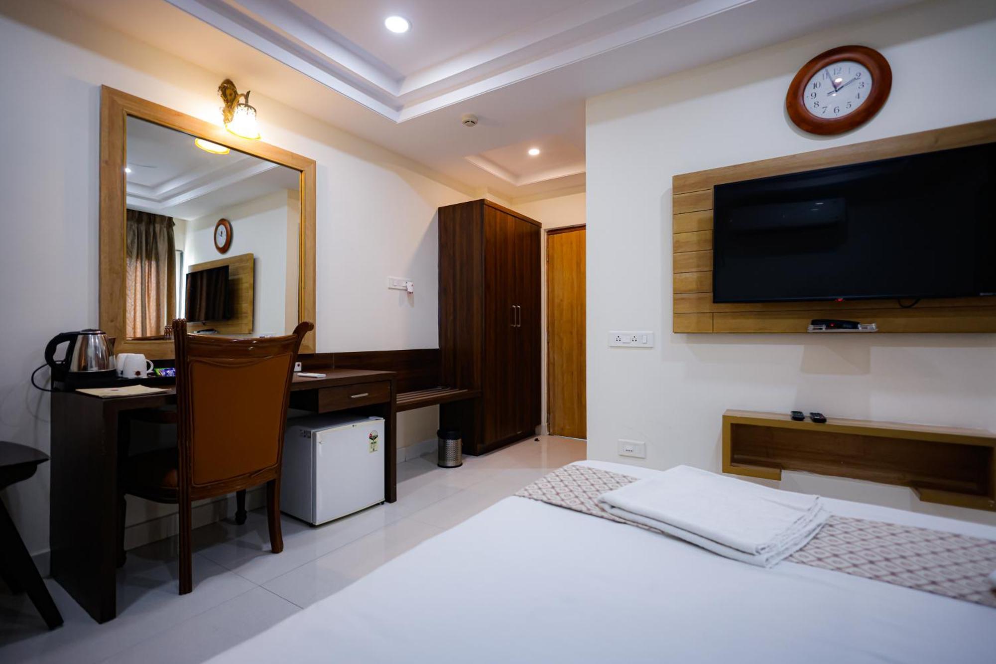 M Square Hotel Hyderabad Exterior foto